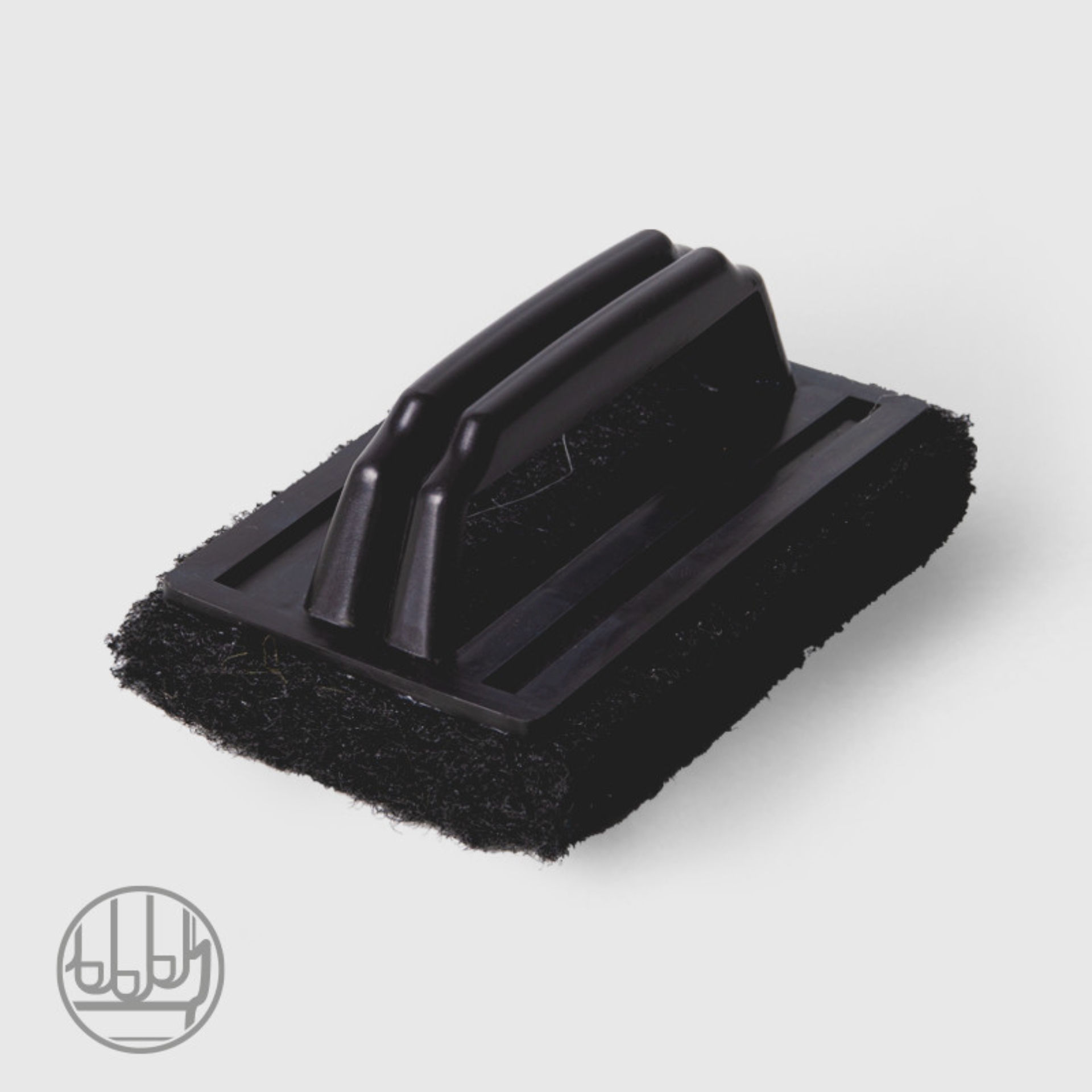 SPAZZOLA SCROSTATUTTO CON IMPUGNATURA